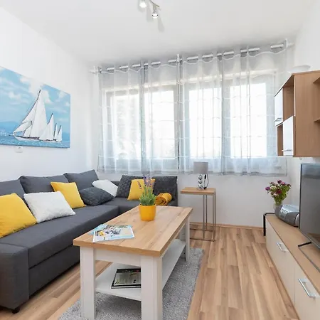 Apartment Apartman Domani *