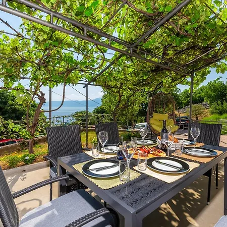 Apartman Domani Appartement Kostrena